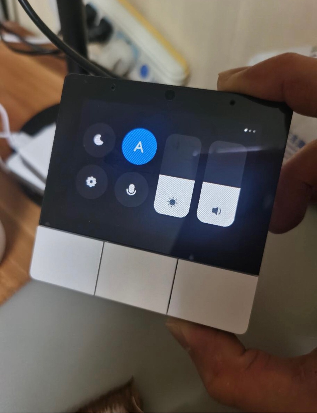 fe5ba06a 6775 4846 af32 185e54c8